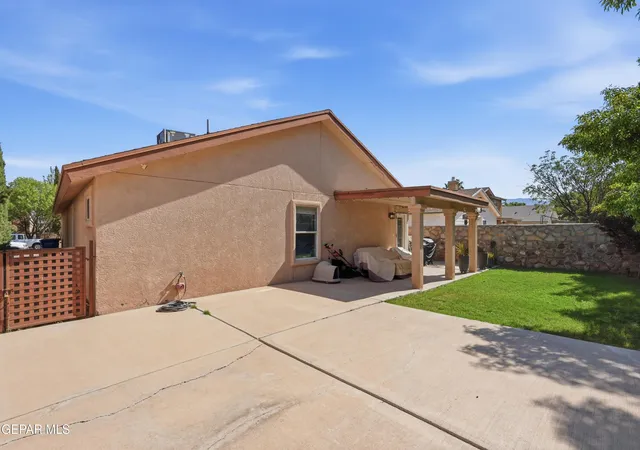Photo 3 of Single family home for sale at 636 Wind River Ave, El Paso, TX 79932 | MLS# 949072 | Listing updated on 2026-09-30