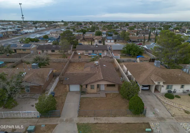 Photo 4 of Sale Pending at 10832 Sapphire St, El Paso, TX 79924 | MLS# 949107 | Listing updated on 2026-10-06