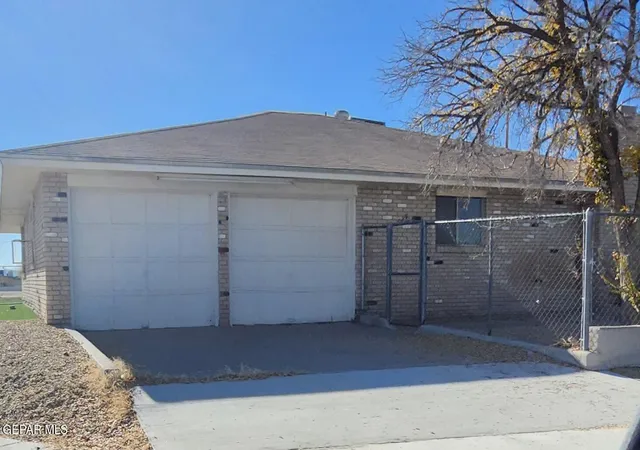 Photo 1 of Single family home for sale at 631 Mike Maros St, Fabens, TX 79838 | MLS# 949116 | Listing updated on 2026-08-10