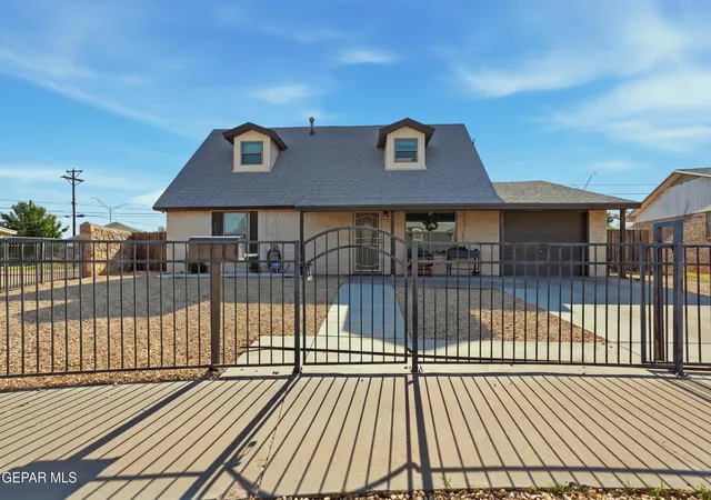 Photo 3 of Single family home for sale at 10433 Ponderosa St, El Paso, TX 79924 | MLS# 949167 | Listing updated on 2026-09-06