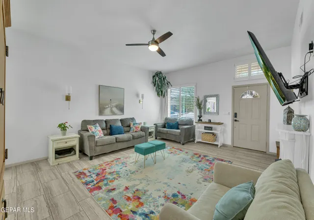 Photo 3 of Single family home for sale at 552 Paseo Dulce Ave, Horizon City, TX 79928 | MLS# 949297 | Listing updated on 2026-09-18