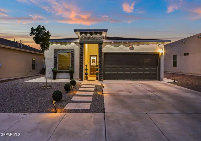 1st image of 847 Magnolia Park St, Santa Teresa, NM 88008 | MLS# 949431