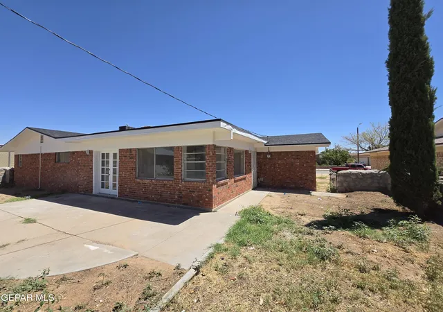 19th image of 2705 Fierro Dr, El Paso, TX 79935 | MLS# 949698