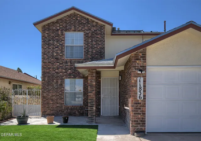 Photo 3 of Sale Pending at 11836 Crimson Sky Dr, El Paso, TX 79936 | MLS# 949877 | Listing updated on 2026-08-25