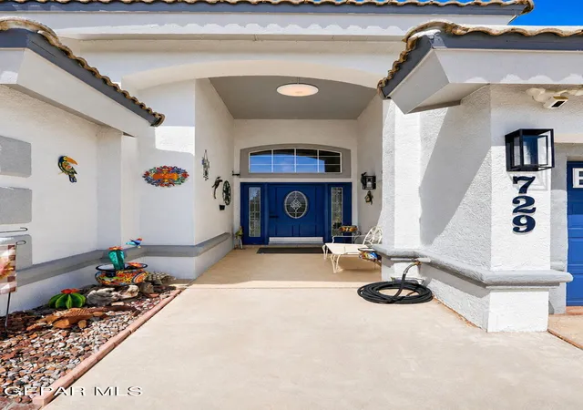 Photo 3 of Single family home for sale at 729 Desert Silver Dr, Horizon City, TX 79928 | MLS# 949866 | Listing updated on 2026-09-19
