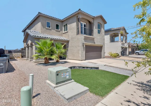 Photo 3 of Single family home for sale at 563 Lanner St, El Paso, TX 79928 | MLS# 949928 | Listing updated on 2026-09-20