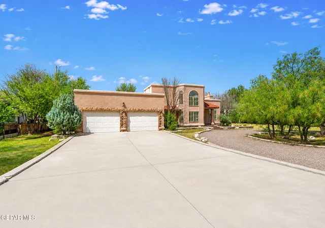 Photo 1 of Single family home for sale at 949 Kelso St, El Paso, TX 79932 | MLS# 949907 | Listing updated on 2026-09-01