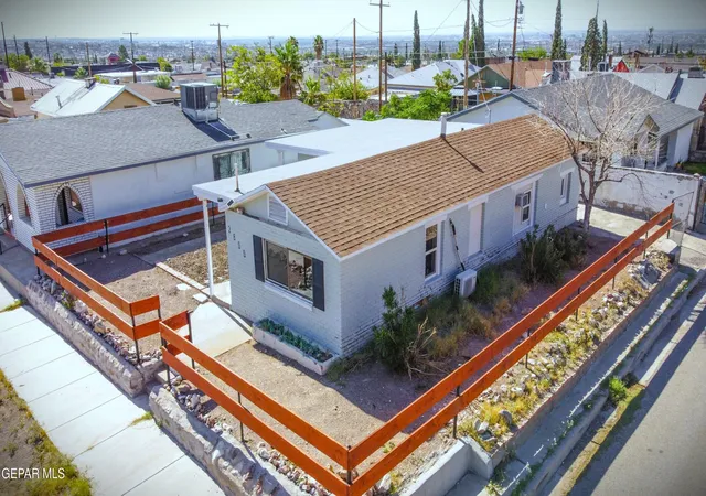 Photo 3 of Sale Pending at 2800 Nashville Ave, El Paso, TX 79930 | MLS# 949923 | Listing updated on 2026-09-04