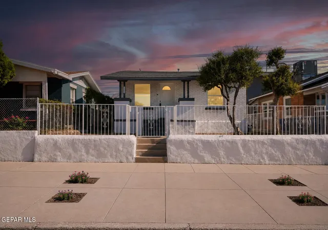 Photo 3 of Single family home for sale at 2721 Sacramento Ave, El Paso, TX 79930 | MLS# 949969 | Listing updated on 2026-09-20