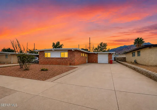 Photo 2 of Single family home for sale at 10053 Imperial St, El Paso, TX 79924 | MLS# 950010 | Listing updated on 2026-09-20
