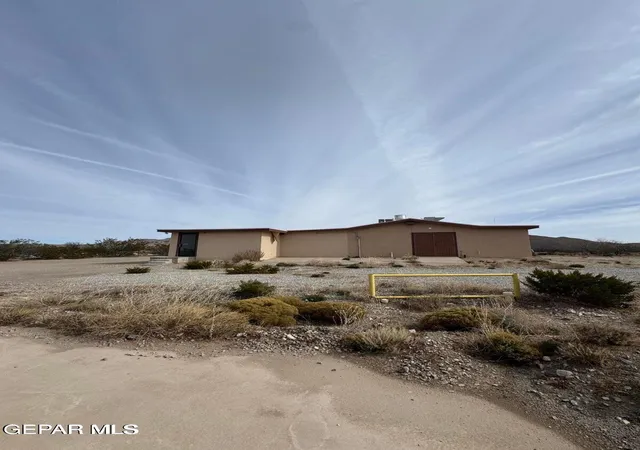 Photo 3 of Single family home for sale at 5989 Hueco Tanks Rd, El Paso, TX 79938 | MLS# 949940 | Listing updated on 2026-08-24