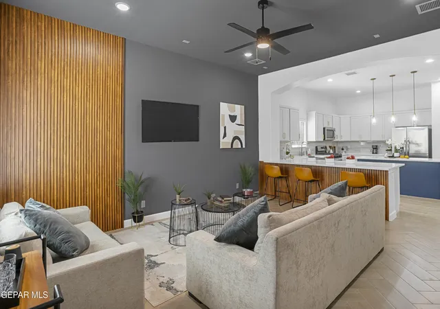 Photo 2 of Sale Pending at 1121 Bronze Hill Ave, Santa Teresa, NM 88008 | MLS# 950064 | Listing updated on 2026-09-01
