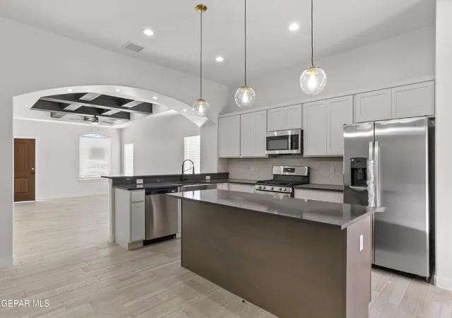Photo 20 of Sale Pending at 1110 Steel Hill Ave, Santa Teresa, NM 88008 | MLS# 950040 | Listing updated on 2026-08-26