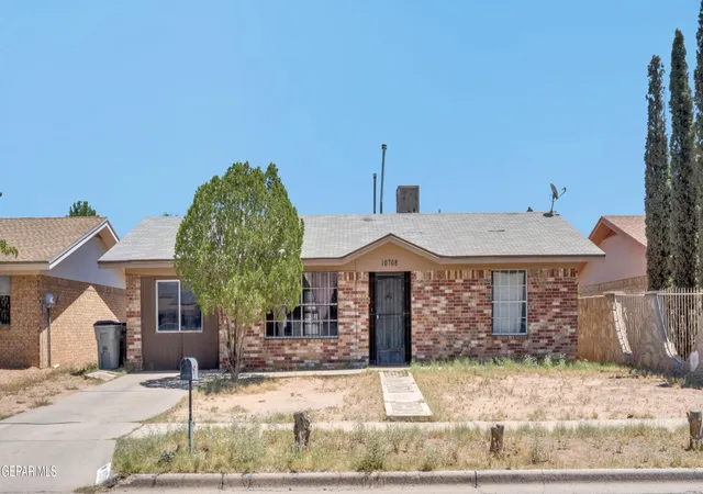 Photo 2 of Single family home for sale at 10708 Gemstone St, El Paso, TX 79924 | MLS# 950054 | Listing updated on 2026-08-26