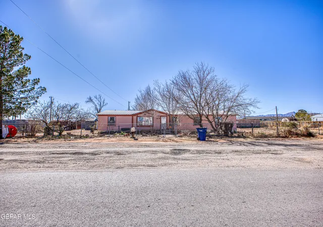 Photo 2 of Manufactured home for sale at 12319 O'connor Dr, El Paso, TX 79934 | MLS# 950055 | Listing updated on 2026-09-14