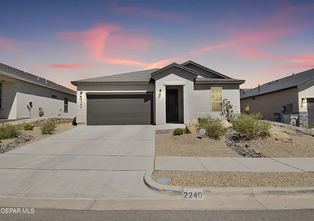 Photo 1 of Single family home for sale at 2240 Small Mountain Pl, El Paso, TX 79911 | MLS# 950249 | Listing updated on 2026-08-31