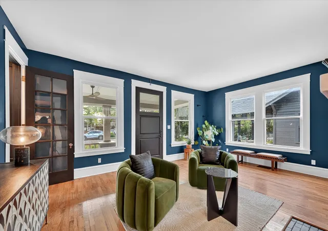 4th image of 802 Haines Ave, Dallas, TX 75208 | MLS# 21244982