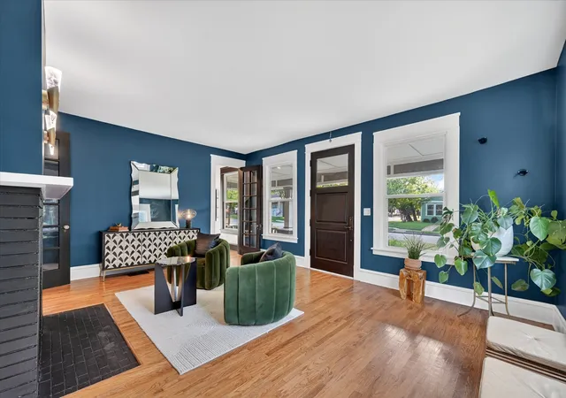 5th image of 802 Haines Ave, Dallas, TX 75208 | MLS# 21244982