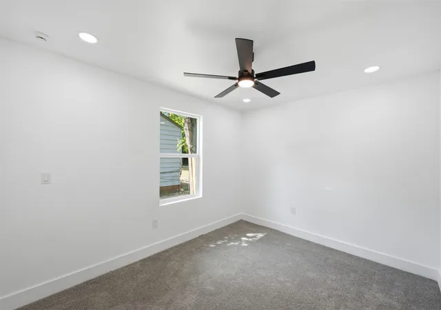 19th image of 905 E Shaw St, Fort Worth, TX 76110 | MLS# 21354653