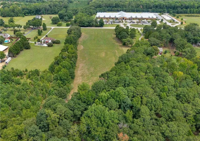 Photo 4 of Land for sale at 0 Coan Dr, Locust Grove, GA 30248 | MLS# 7827472 | Listing updated on 2026-08-27