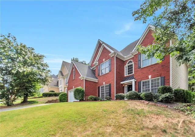 Photo 2 of Sale Pending at 1444 Oglethorpe Dr, Suwanee, GA 30024 | MLS# 7817956 | Listing updated on 2026-09-19
