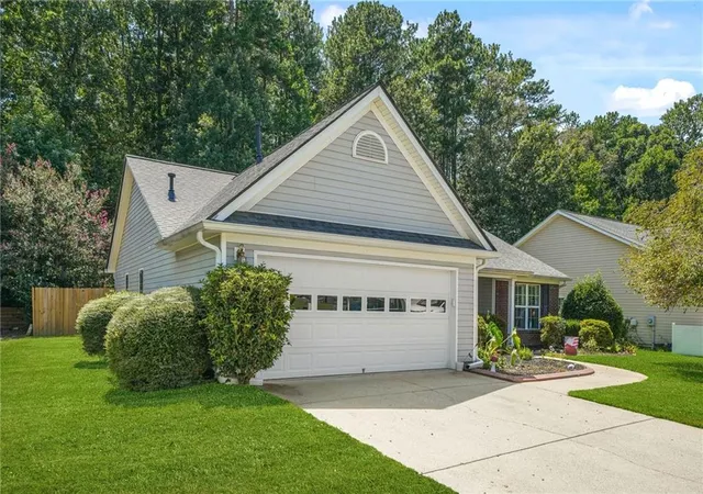 Photo 1 of Sale Pending at 3319 Mcever Park Cir, Acworth, GA 30101 | MLS# 7826715 | Listing updated on 2026-10-29
