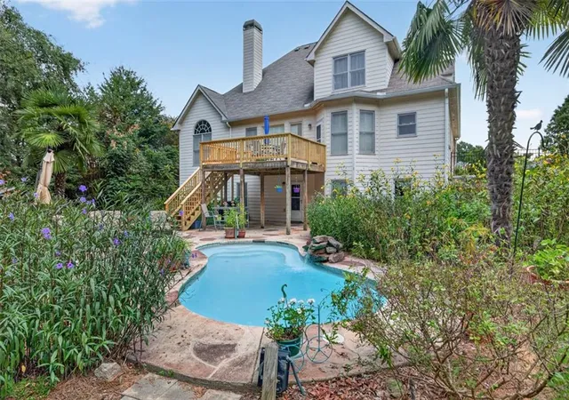 Photo 2 of Single family home for sale at 2194 Indian Shoals Dr Ne, Loganville, GA 30052 | MLS# 7829657 | Listing updated on 2026-09-12