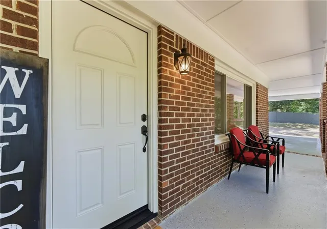 Photo 3 of Single family home for sale at 3282 Old Snapping Shoals Rd, Mcdonough, GA 30252 | MLS# 7824507 | Listing updated on 2026-08-26