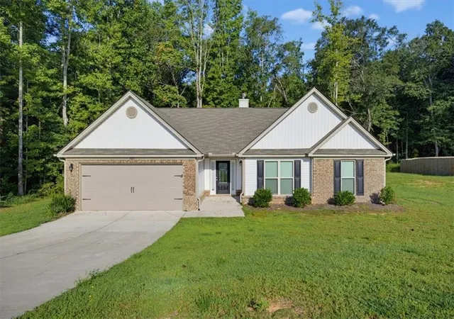 Photo 1 of Single family home for sale at 2320 Spring Brook Dr, Monroe, GA 30655 | MLS# 7824869 | Listing updated on 2026-09-14
