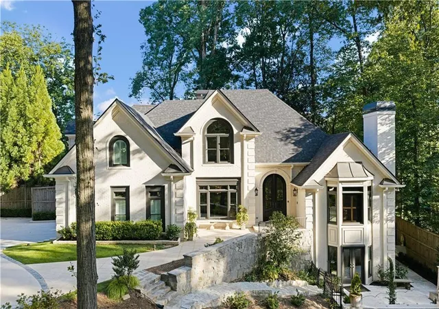 Photo 2 of Single family home for sale at 1466 Peachtree Battle Ave Nw, Atlanta, GA 30327 | MLS# 7826525 | Listing updated on 2026-08-25