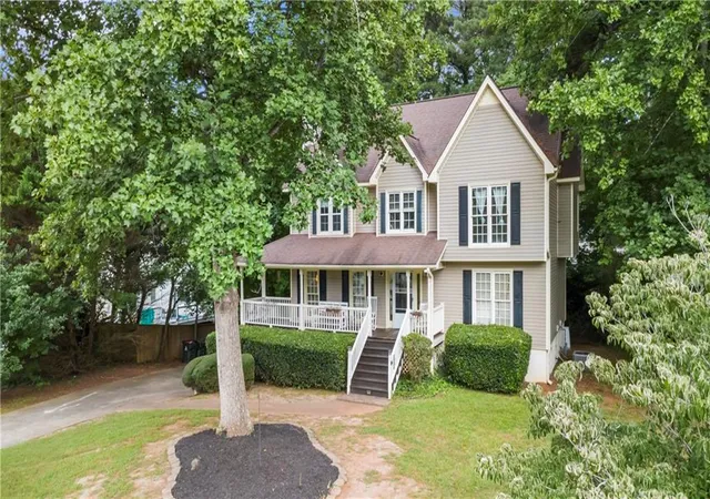 Photo 2 of Single family home for sale at 296 Abbington Way, Douglasville, GA 30134 | MLS# 7818176 | Listing updated on 2026-10-14