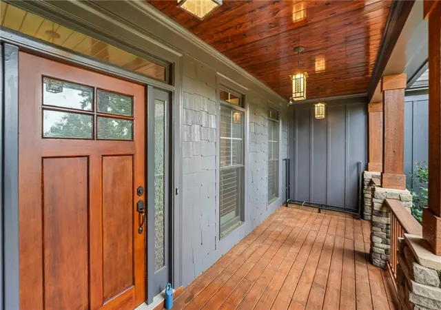 Photo 3 of Single family home for sale at 109 Old Avery Dr, Canton, GA 30115 | MLS# 7827686 | Listing updated on 2026-09-12