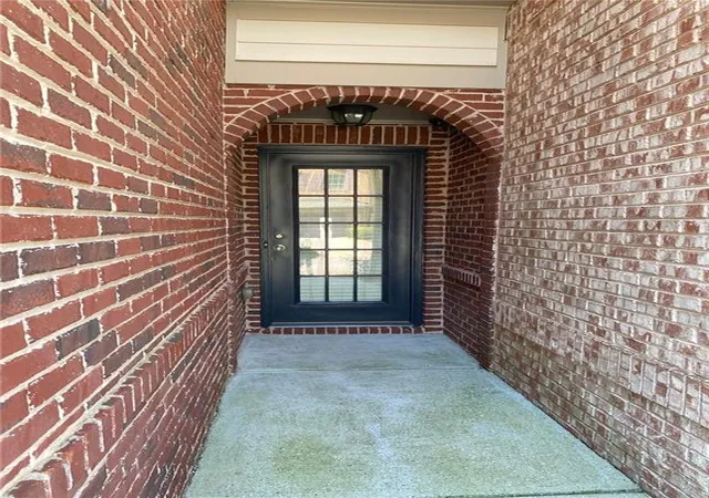 Photo 3 of Townhouse for sale at 1664 Oakbrook Lake Dr, Norcross, GA 30093 | MLS# 7808704 | Listing updated on 2026-08-28