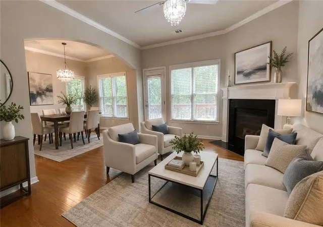 Photo 4 of Townhouse for sale at 1664 Oakbrook Lake Dr, Norcross, GA 30093 | MLS# 7808704 | Listing updated on 2026-08-28