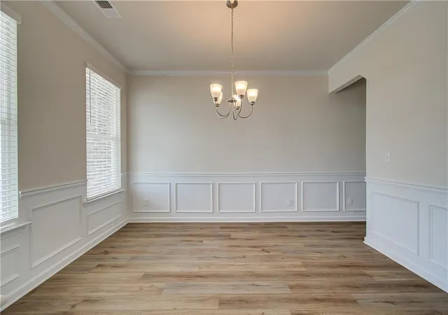 Photo 3 of Single family home for sale at 1846 Kingsmere Run Dr, Loganville, GA 30052 | MLS# 7738187 | Listing updated on 2026-08-30