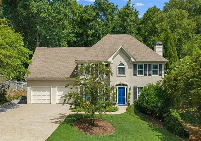 Photo 1 of Sale Pending at 325 Farm Trak, Roswell, GA 30075 | MLS# 7826991 | Listing updated on 2026-09-07