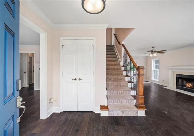 Photo 3 of Sale Pending at 325 Farm Trak, Roswell, GA 30075 | MLS# 7826991 | Listing updated on 2026-09-07