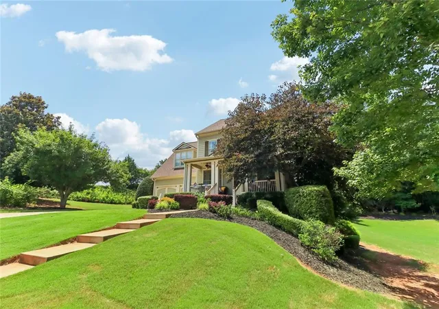 Photo 2 of Sale Pending at 5631 Grand Reunion Dr, Hoschton, GA 30548 | MLS# 7797643 | Listing updated on 2026-10-07