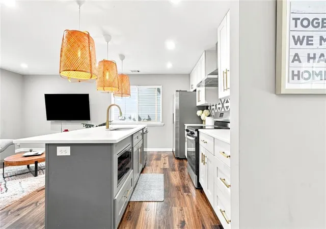 Photo 3 of Single family home for sale at 177 Howard St Ne, Atlanta, GA 30317 | MLS# 7827558 | Listing updated on 2026-09-13
