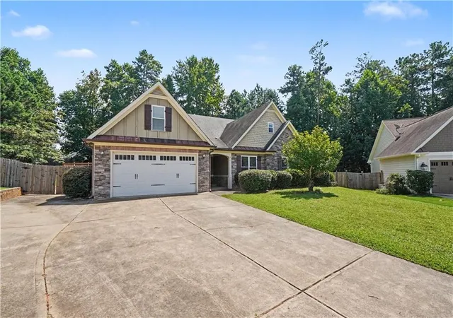 Photo 3 of Single family home for sale at 87 Thomas Pl, Dallas, GA 30157 | MLS# 7820736 | Listing updated on 2026-09-14