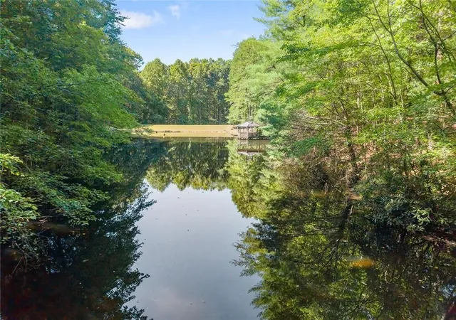 Photo 2 of Single family home for sale at 901 Peachtree Cvs, Demorest, GA 30535 | MLS# 7827514 | Listing updated on 2026-08-27