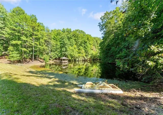 Photo 3 of Single family home for sale at 901 Peachtree Cvs, Demorest, GA 30535 | MLS# 7827514 | Listing updated on 2026-08-27