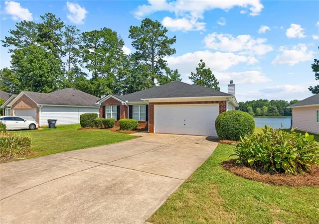 Photo 3 of Sale Pending at 55 Lakeside Pt, Covington, GA 30016 | MLS# 7827111 | Listing updated on 2026-09-07