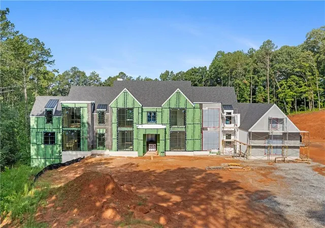 Photo 2 of Single family home for sale at 1450 Ests Pointe, Alpharetta, GA 30004 | MLS# 7818852 | Listing updated on 2026-08-26