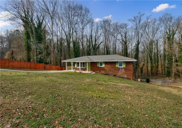 Photo 3 of Single family home for sale at 5310 Timbo Ln, Mableton, GA 30126 | MLS# 7826980 | Listing updated on 2026-08-26