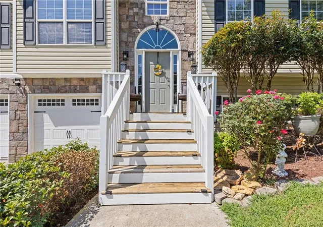 Photo 3 of Single family home for sale at 102 Reservation View, Dallas, GA 30132 | MLS# 7806795 | Listing updated on 2026-09-18