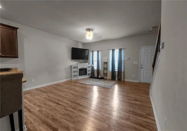 Photo 2 of Townhouse for sale at 6117 Oakley Rd, Union City, GA 30291 | MLS# 7825030 | Listing updated on 2026-10-29