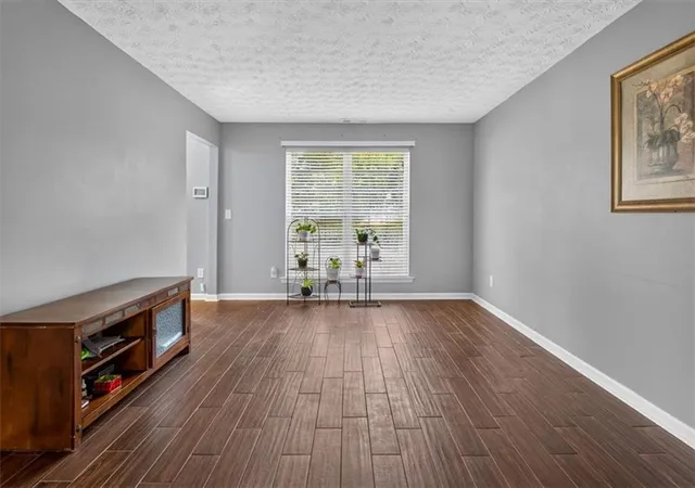 Photo 4 of Single family home for sale at 1835 Rest Hvn Ln, Mcdonough, GA 30253 | MLS# 7820526 | Listing updated on 2026-08-26
