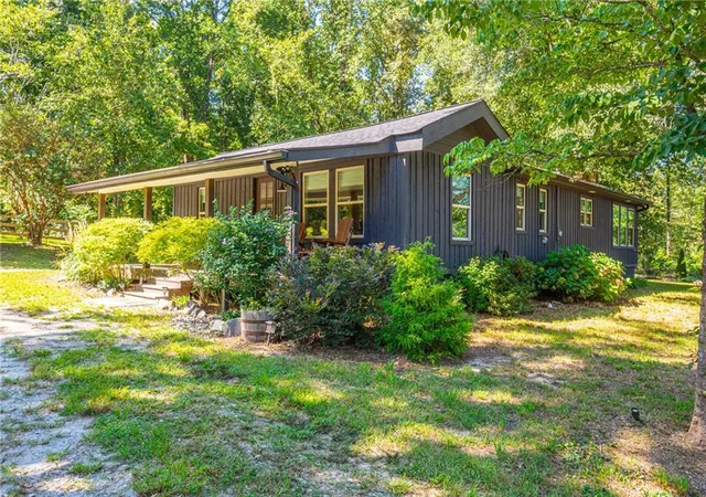 1st image of 200 Clayton Burns Rd, Dahlonega, GA 30533 | MLS# 7828107