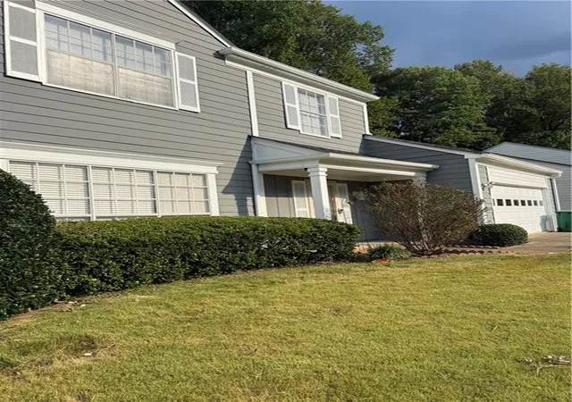 Photo 2 of Single family home for sale at 682 Brg Way, Lithonia, GA 30058 | MLS# 7792070 | Listing updated on 2026-08-27